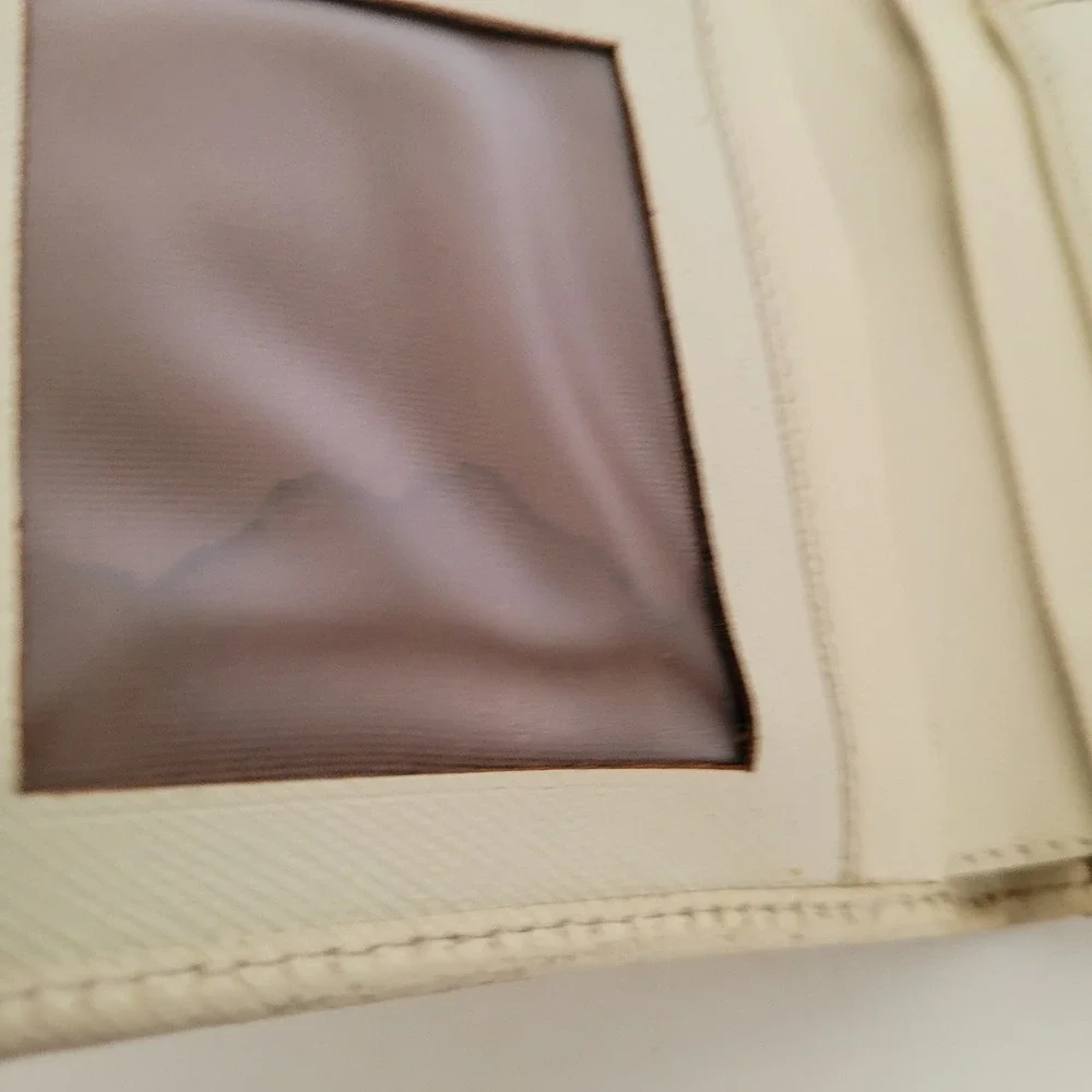 Salvatore Ferragamo Gancini Bifold Wallet Cream Saffiano Leather Gold Hardware